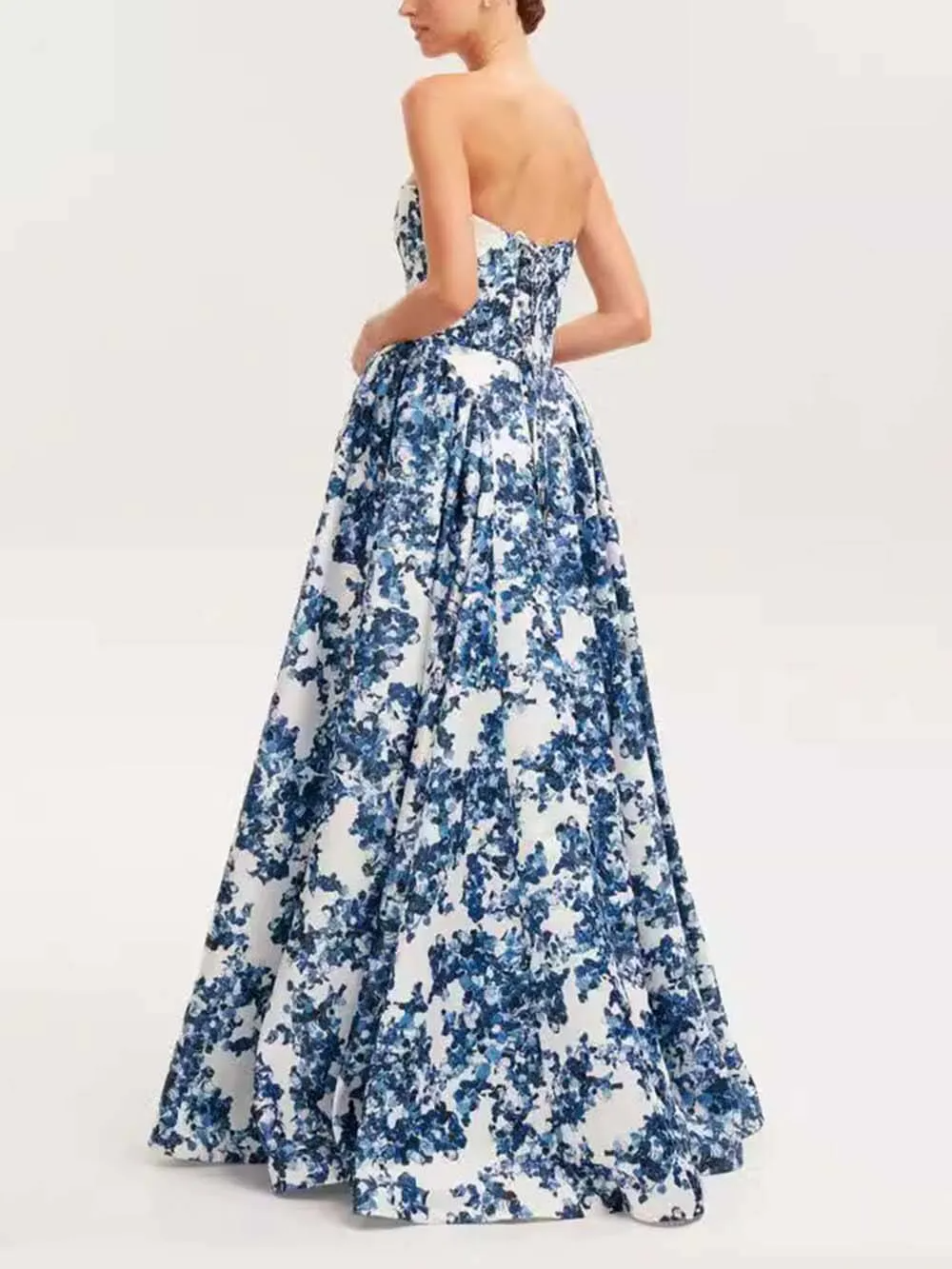 Aitana™ | Exquisite Floral Gown