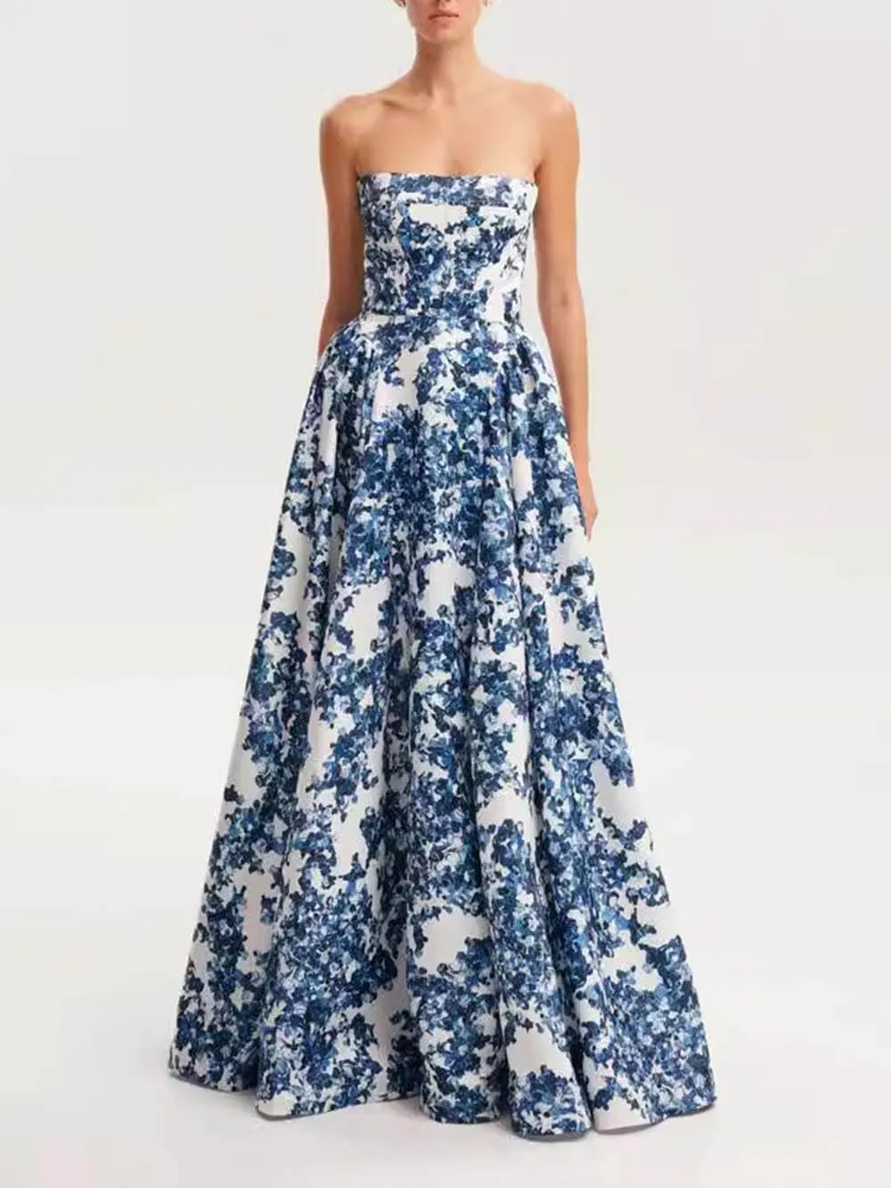 Aitana™ | Exquisite Floral Gown