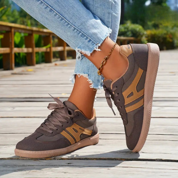 Isabella™ | StreetStride Retro Sneakers