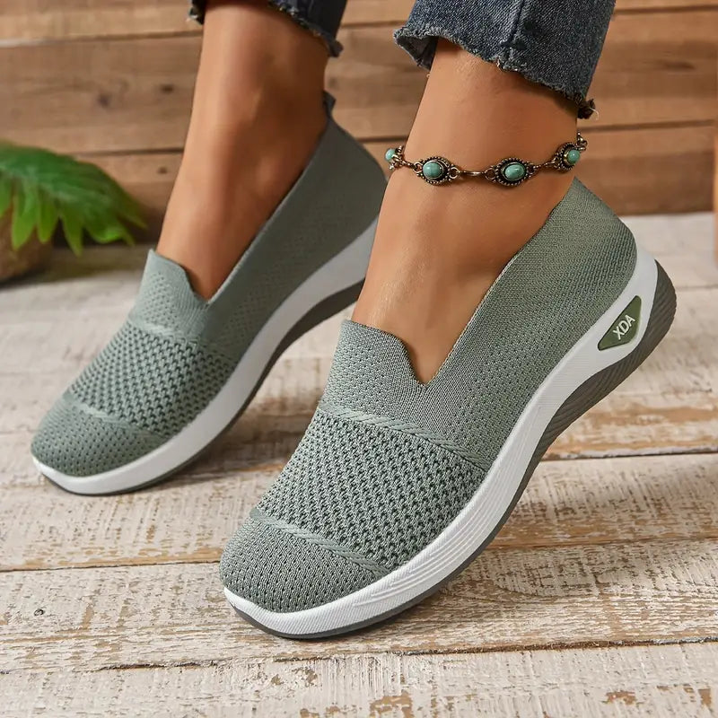 Lira™ | Orthopaedic walking shoes with arch support