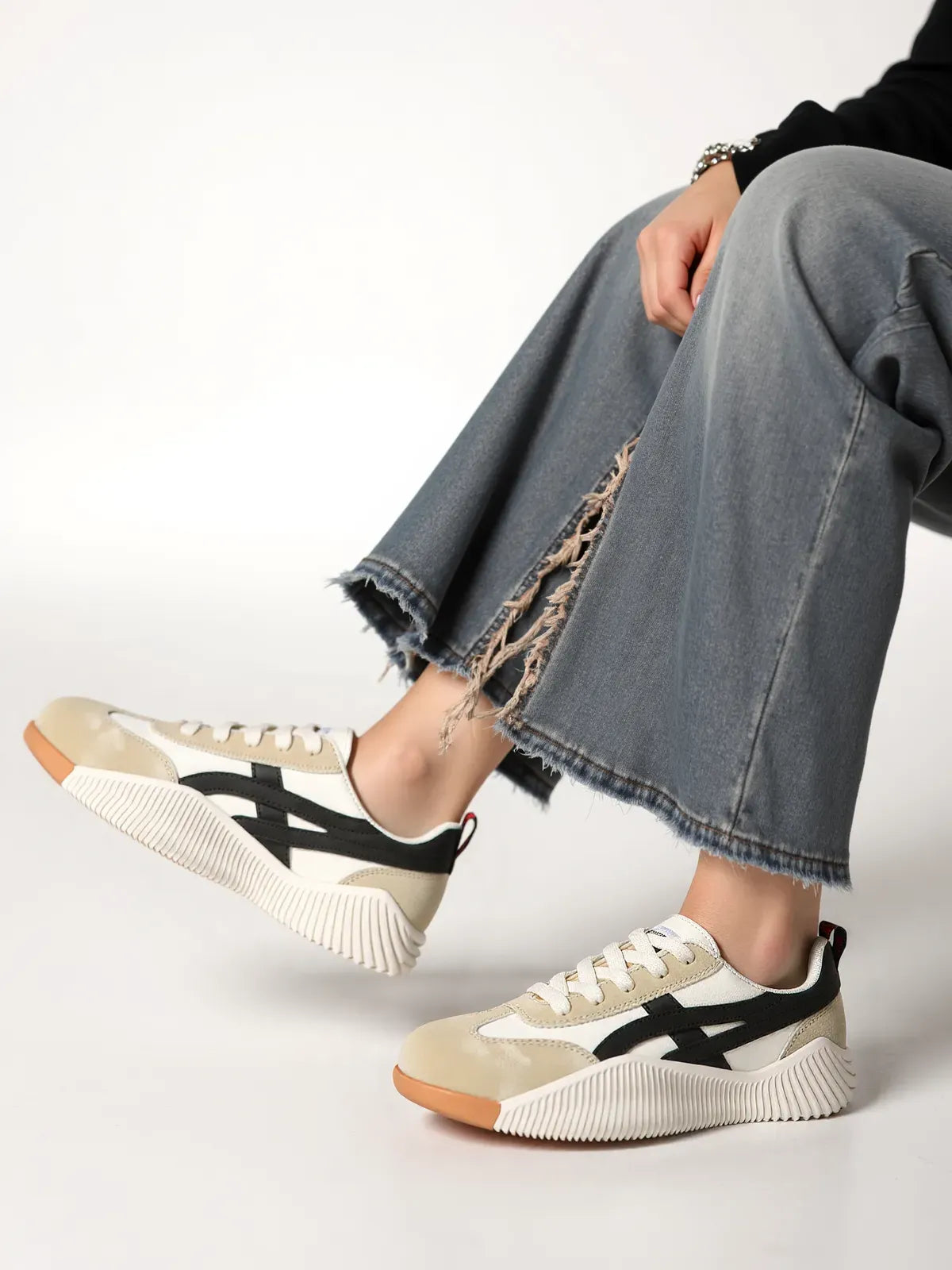 Eléa™ | Orthopedic Sneakers