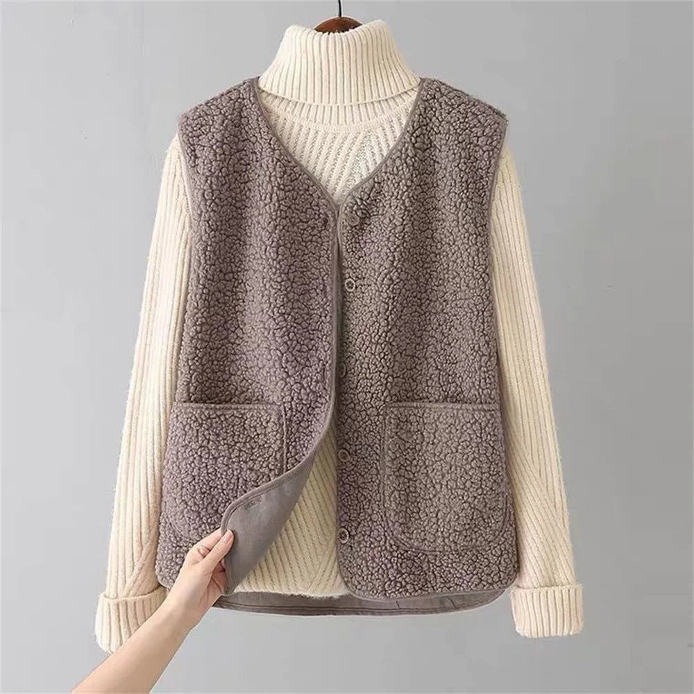 Priya™ | Versatile Chic Wool Vest