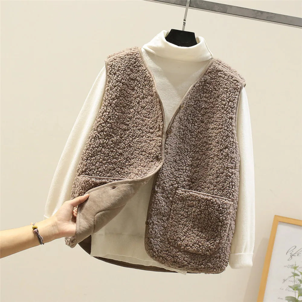 Priya™ | Versatile Chic Wool Vest