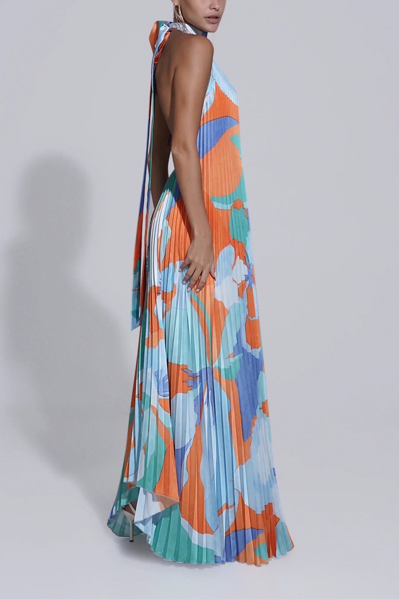 Shalia™ | Sultry Halter Pleated Maxi Dress