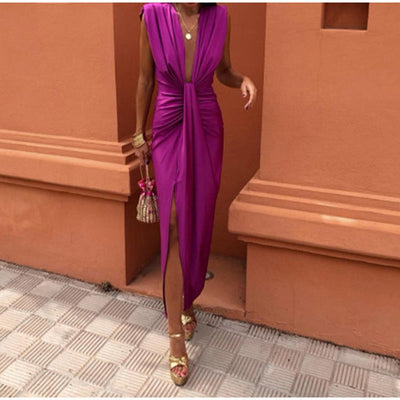 Avery™ | Party Dress with Deep Neckline