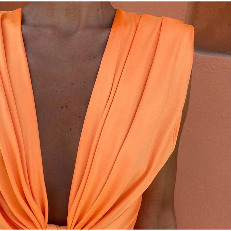 Avery™ | Party Dress with Deep Neckline