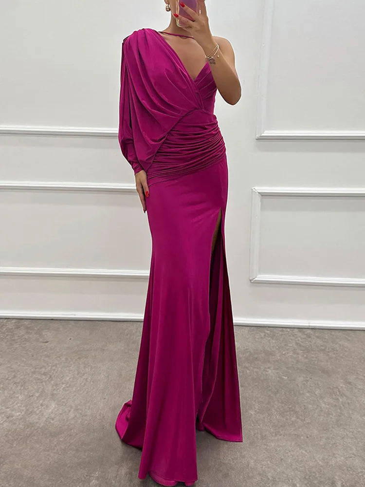 Iliana™ | One-Shoulder Gown