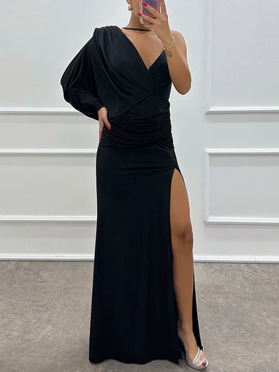 Iliana™ | One-Shoulder Gown