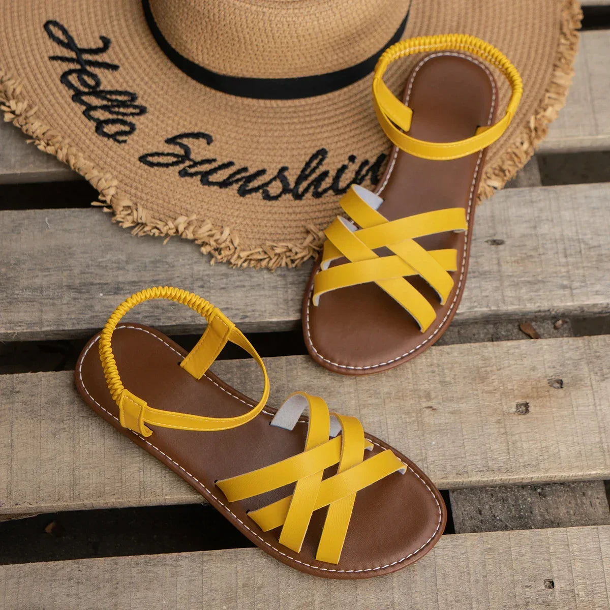 Sienna™ | Criss-Cross Flat Sandals