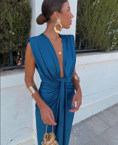 Avery™ | Party Dress with Deep Neckline