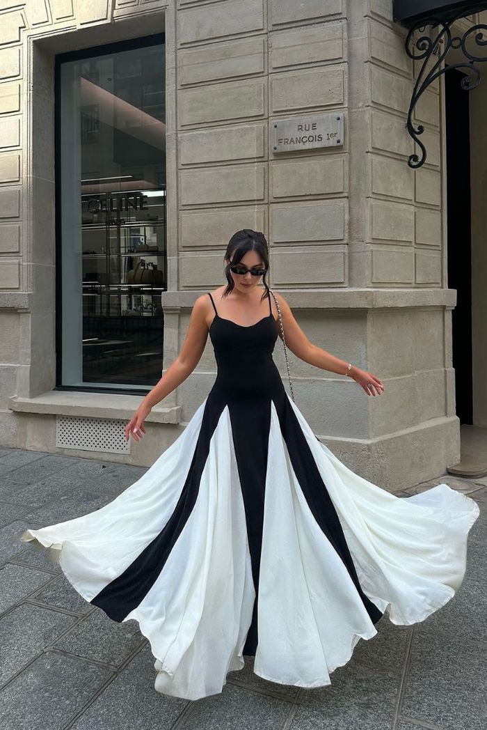 Viara™ | Paneled Maxi Dress