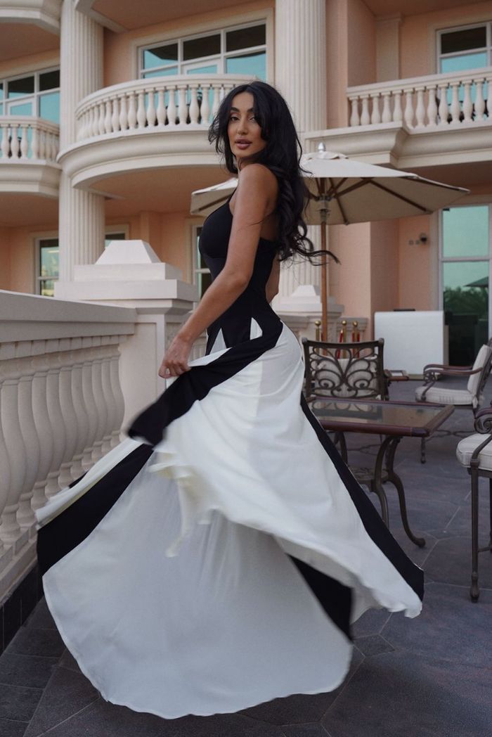 Viara™ | Paneled Maxi Dress
