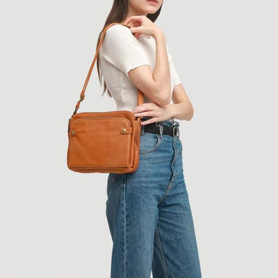 Léova™ | Sleek Three Layer Crossbody Bag