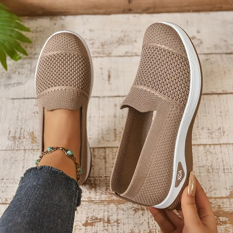 Lira™ | Orthopaedic walking shoes with arch support