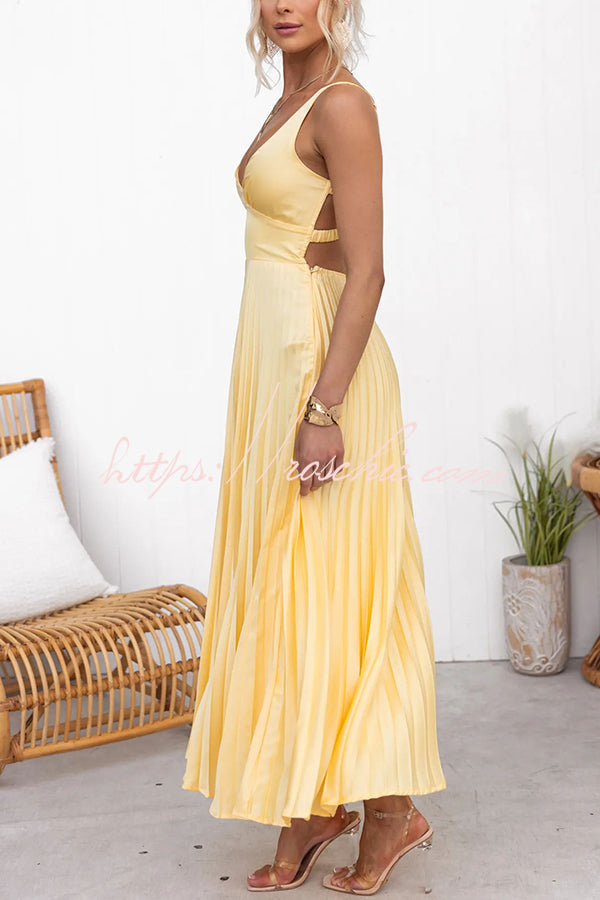 Lucy™ | Stunning Pleated Dress