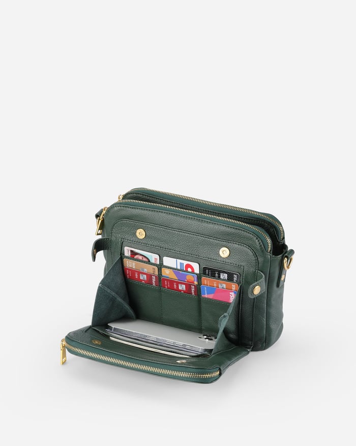 Léova™ | Sleek Three Layer Crossbody Bag