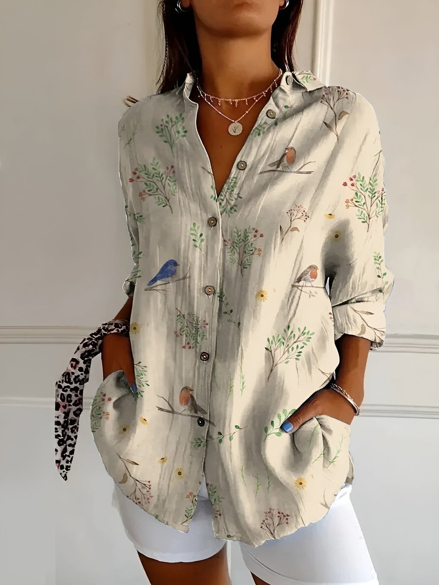 Mackenzie™ | Blouse with Floral Pattern and Buttons