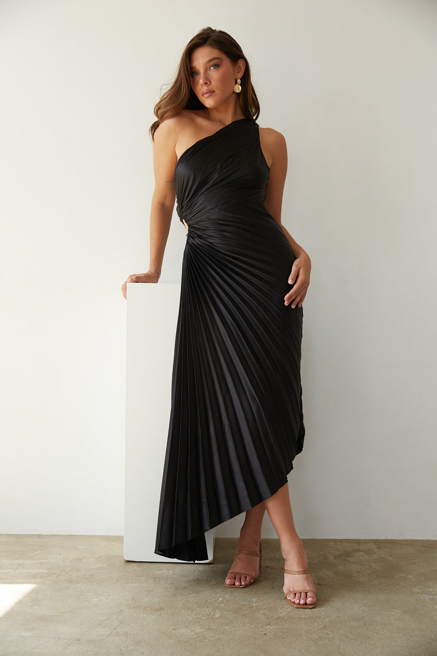 Sylviana™ | One-Shoulder Pleated Midi Dress
